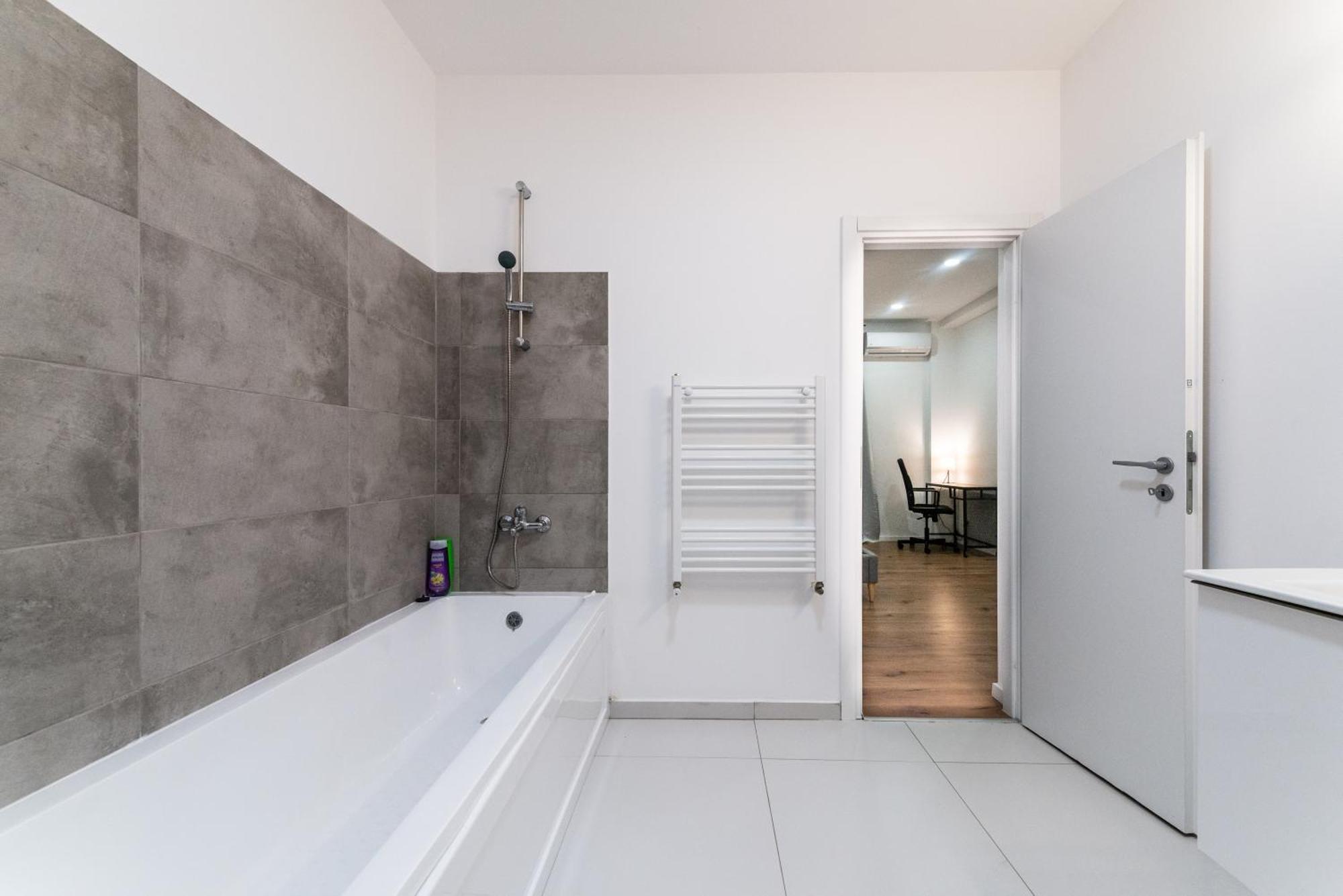 Ultracentral Spacious Apartment 4Br Bukarest Exterior foto