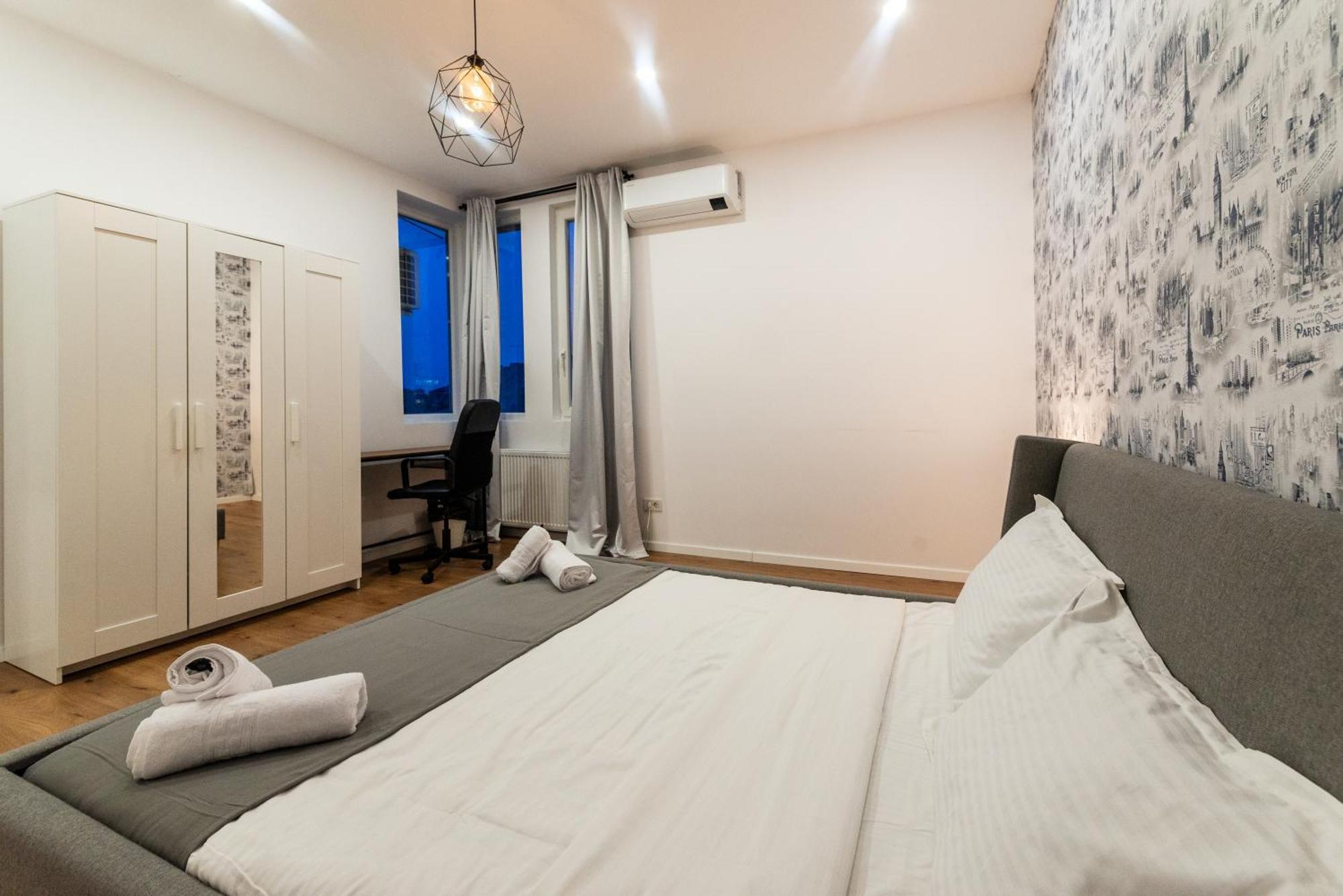 Ultracentral Spacious Apartment 4Br Bukarest Exterior foto